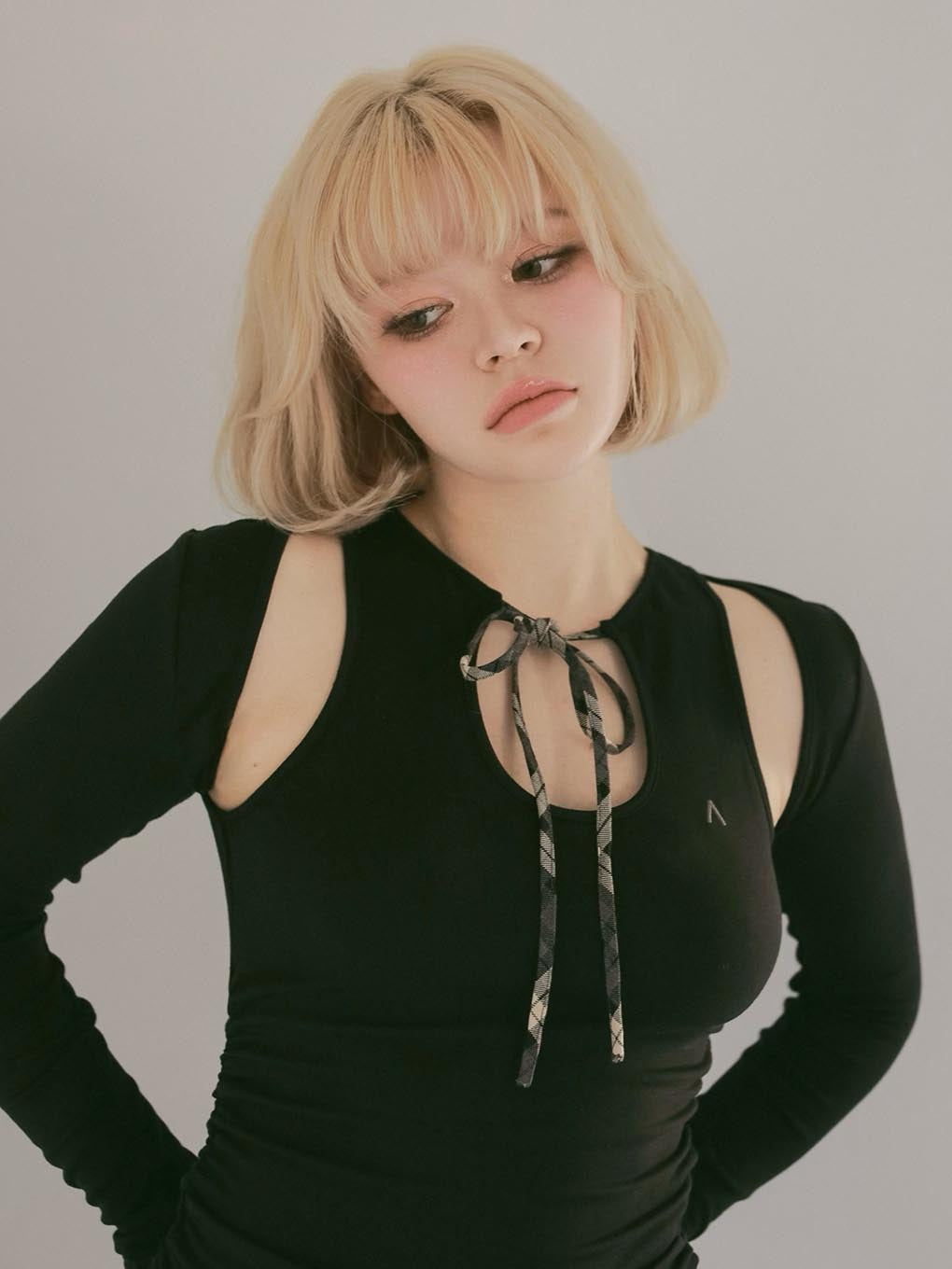 Hannah check tops