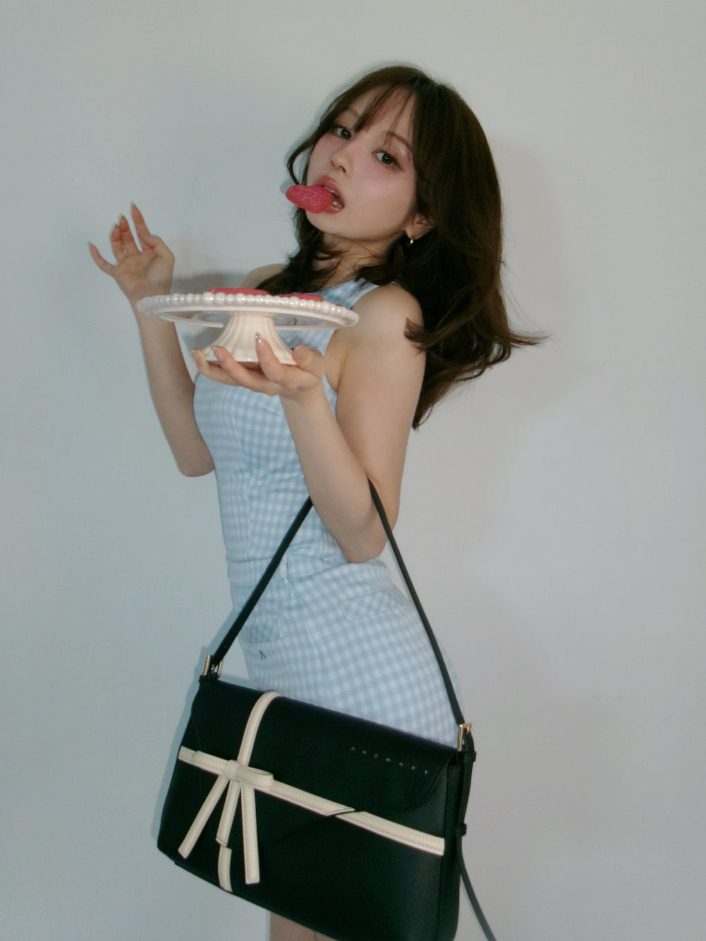 Valentine ribbon leather bag