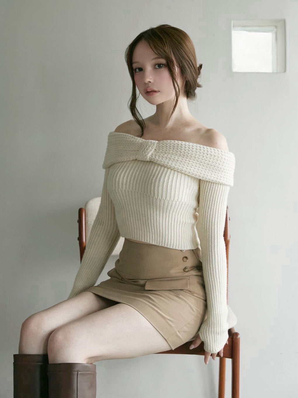 Amanda offshoulder tops