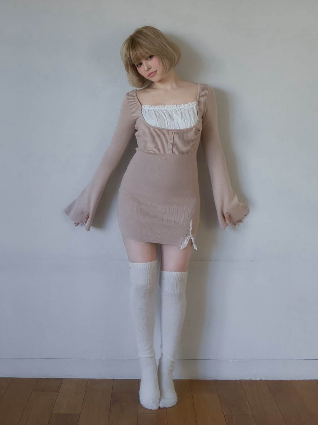 Poppy lace mini dress
