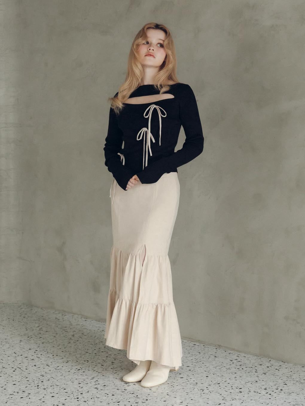 Ribbon silk knit tops