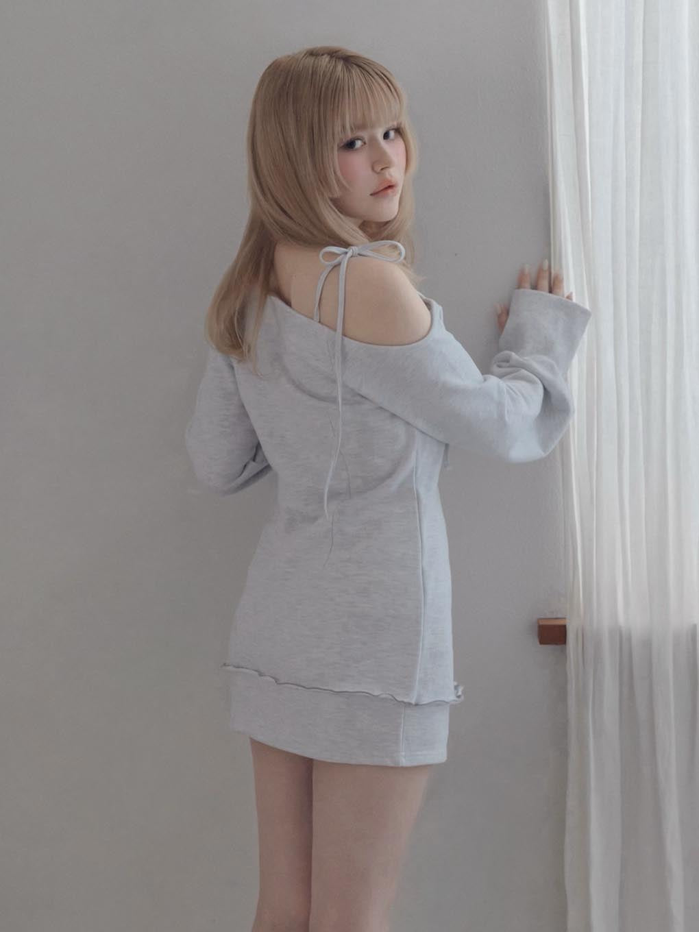 Nicola ribbon set up