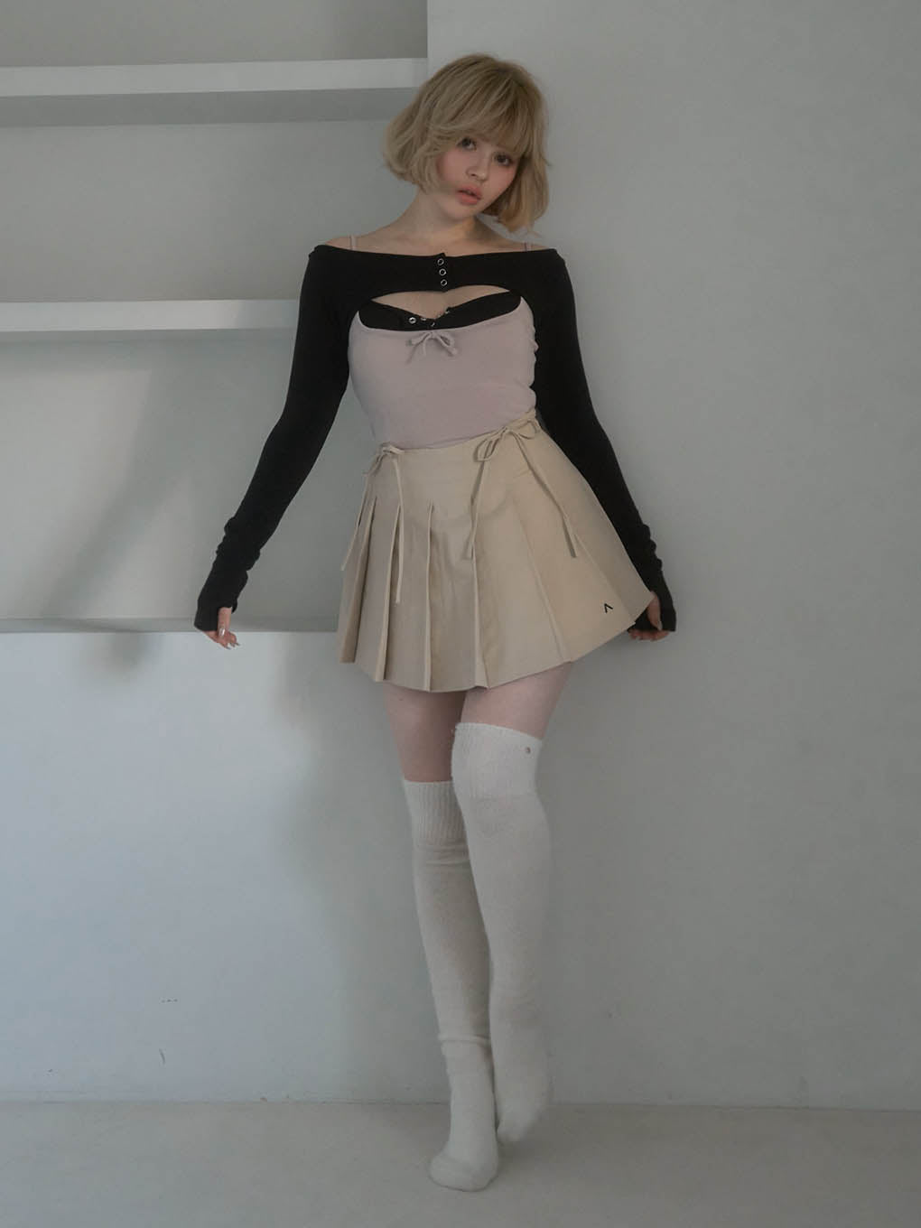 Jessica pleats mini skirt
