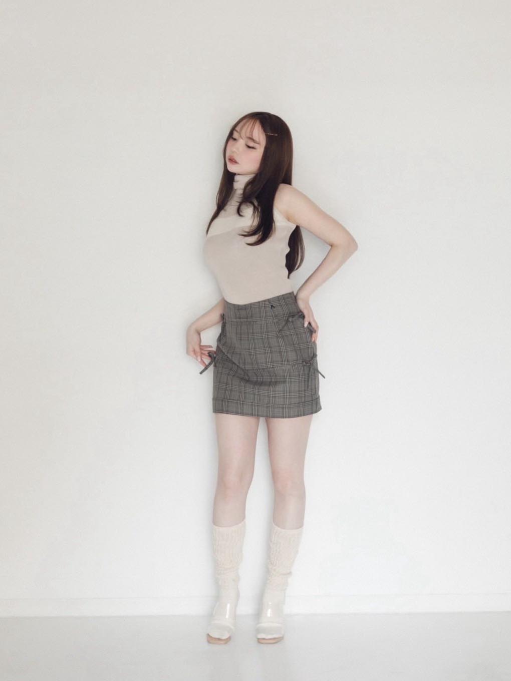 Bonnie knit tops