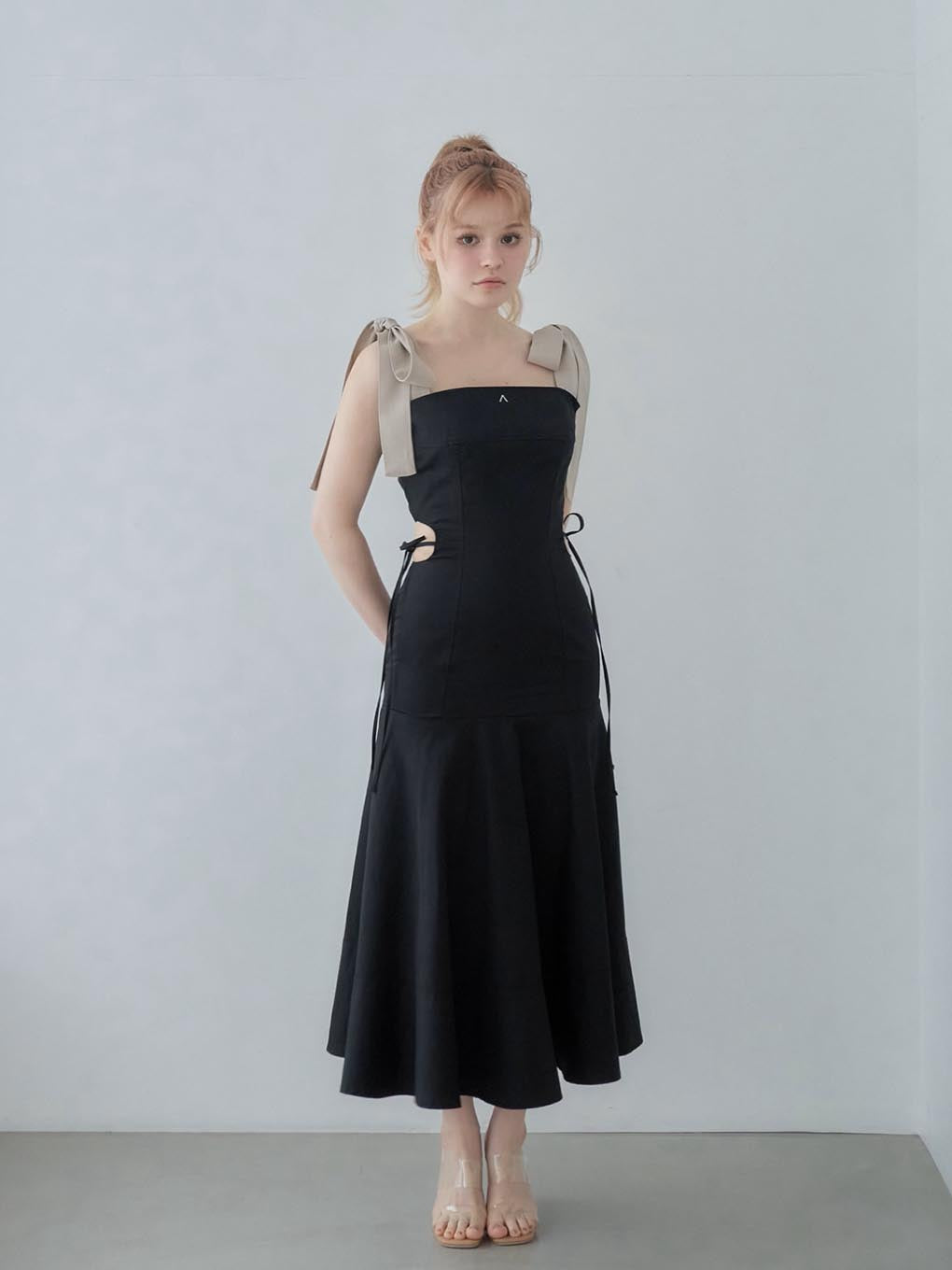 Ann ribbon dress