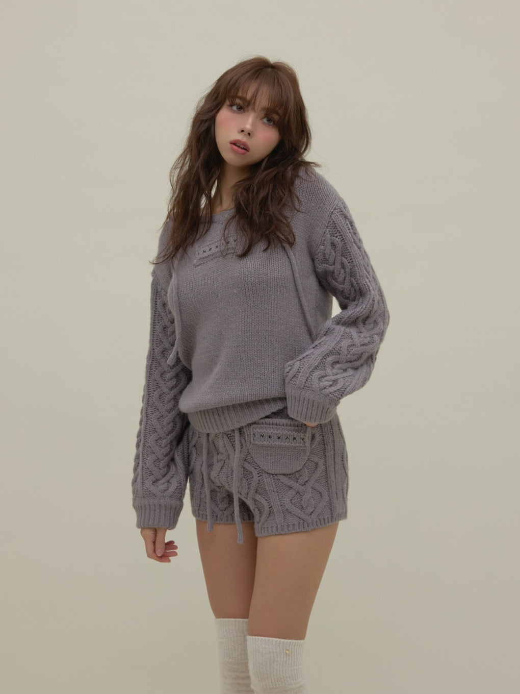 Mou loose knit set up