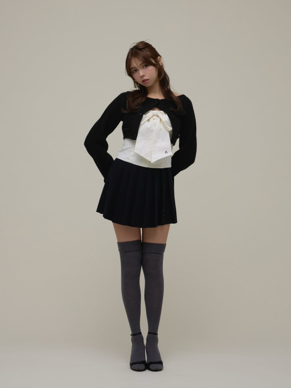 Twiggy tweed ribbon set tops