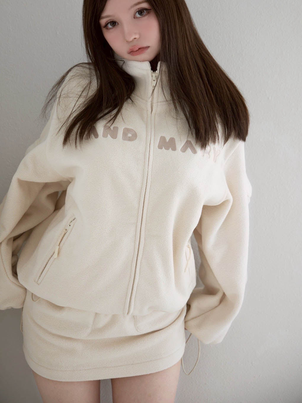 Mary logo fleece skirt