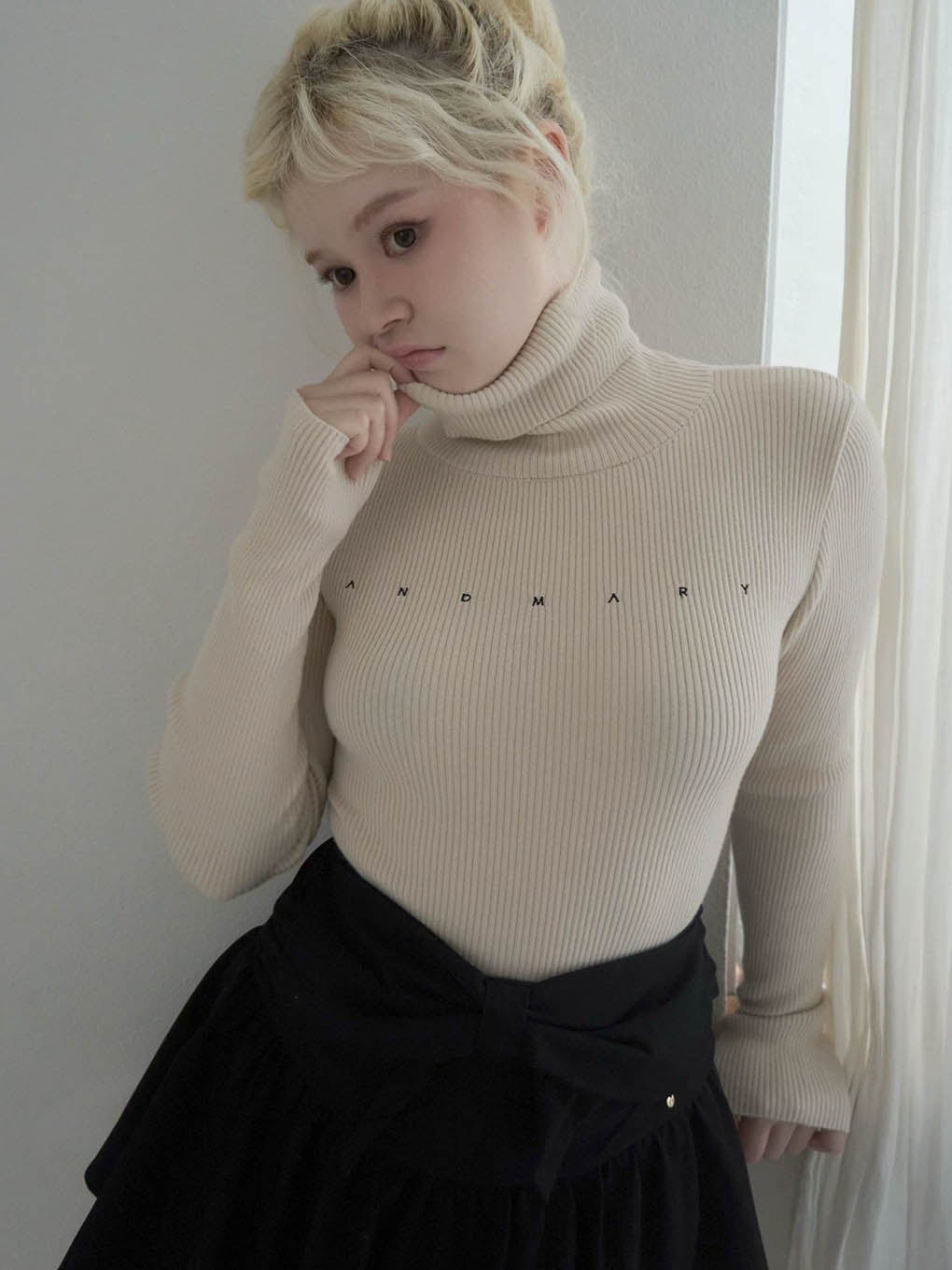 Liz ribbon mini skirt