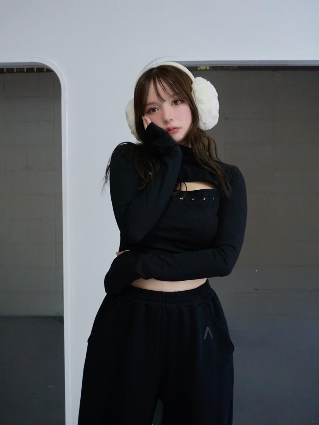 ANDMARY】Luna logo tops
