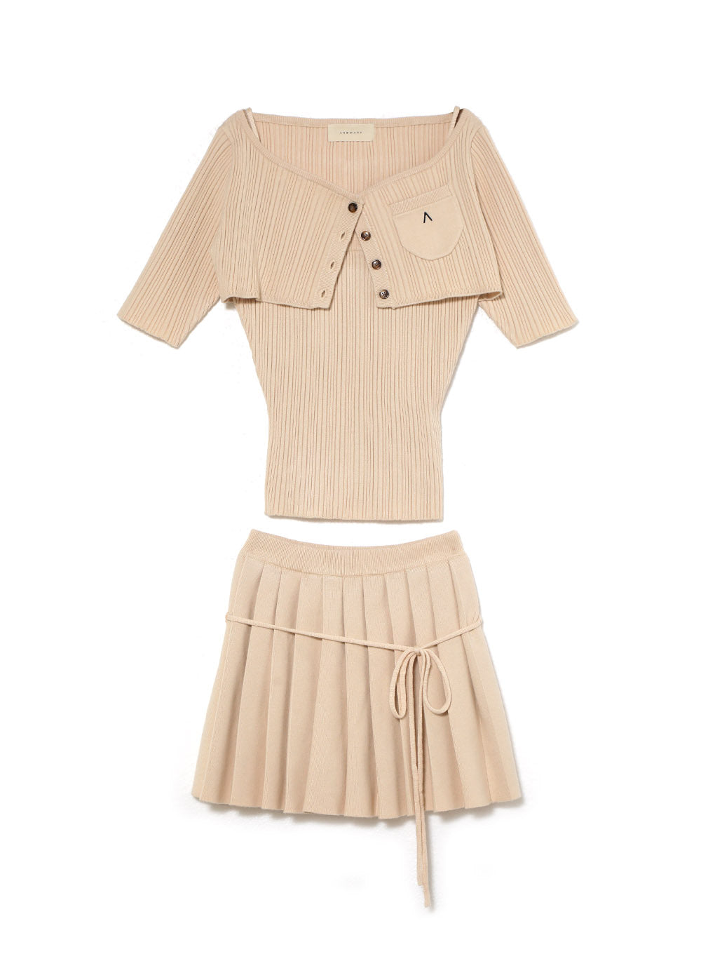 ANDMARY】Robin pleats set up ANDMARY】Robin pleats set up