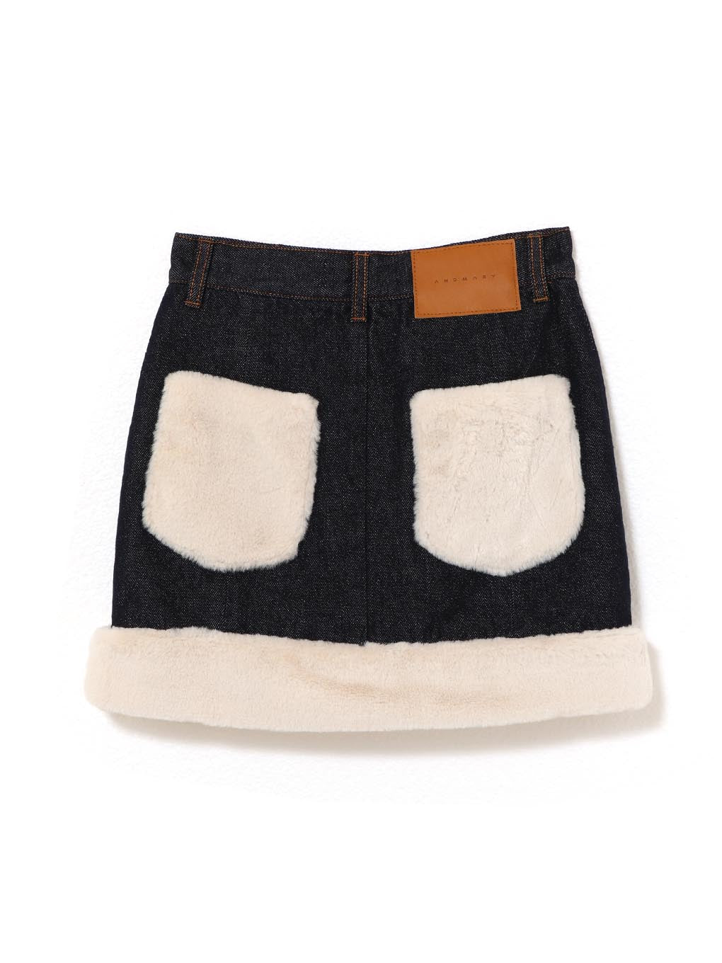 Fur pocket denim skirt