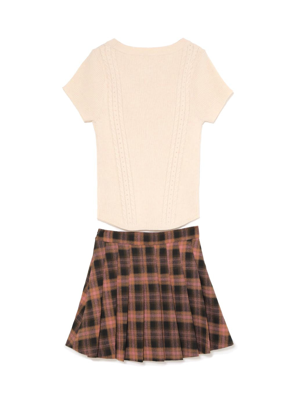 Anna pleats set up
