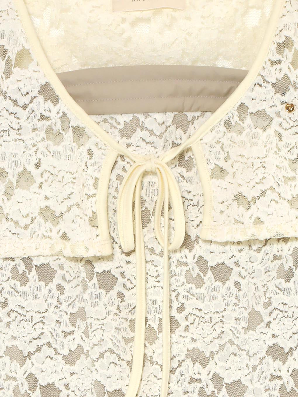 May lace set tops