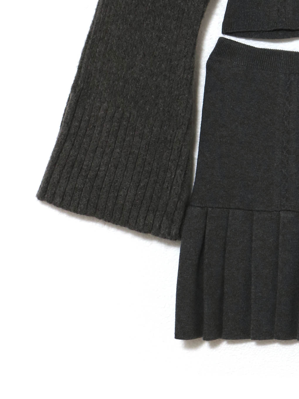 ANDMARY】Snow cape knit set up