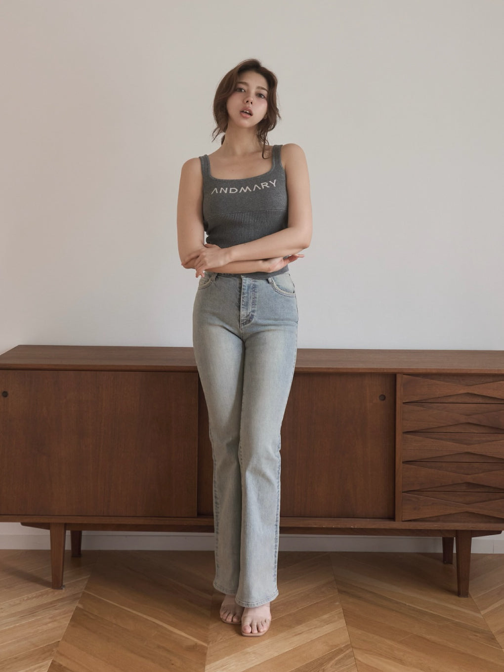 Mary logo tank