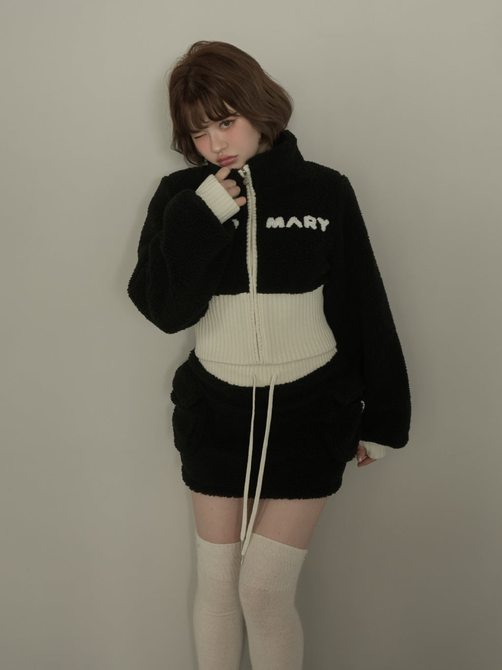 ANDMARY】Fluffy zip up jacket