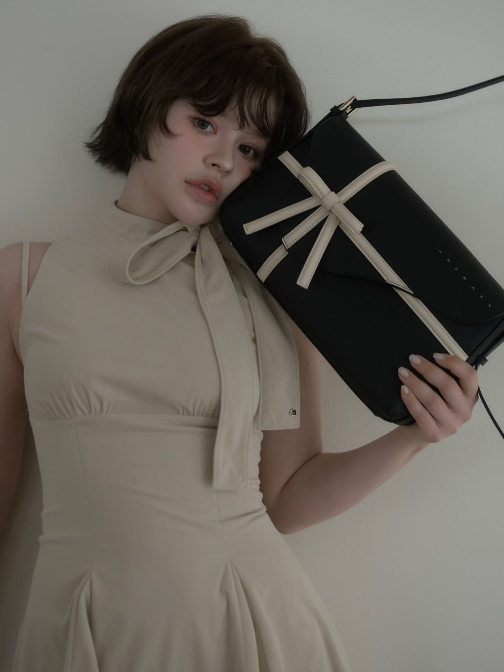 Valentine ribbon leather bag