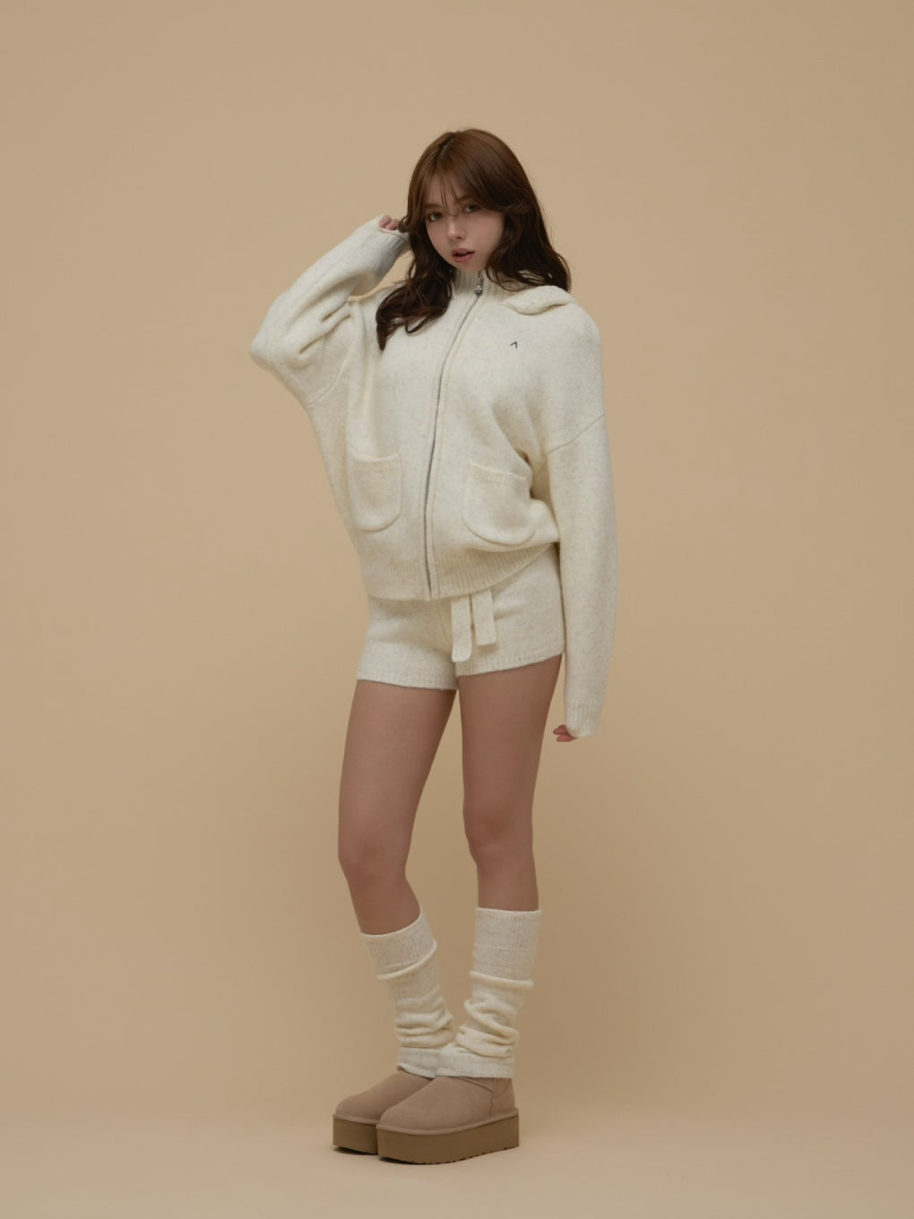 ANDMARY】Bruna hood set up