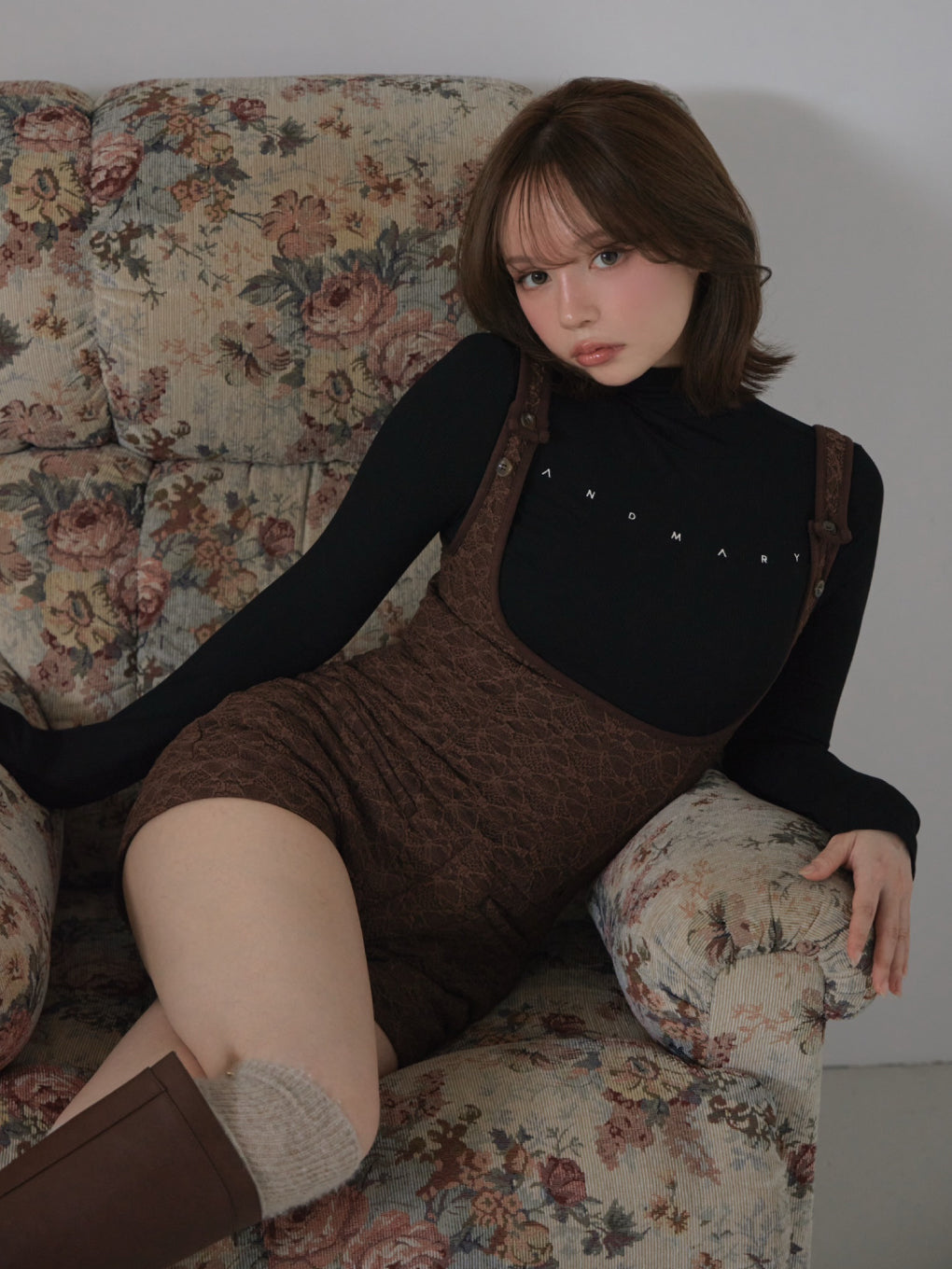 Noa lace rompers set up