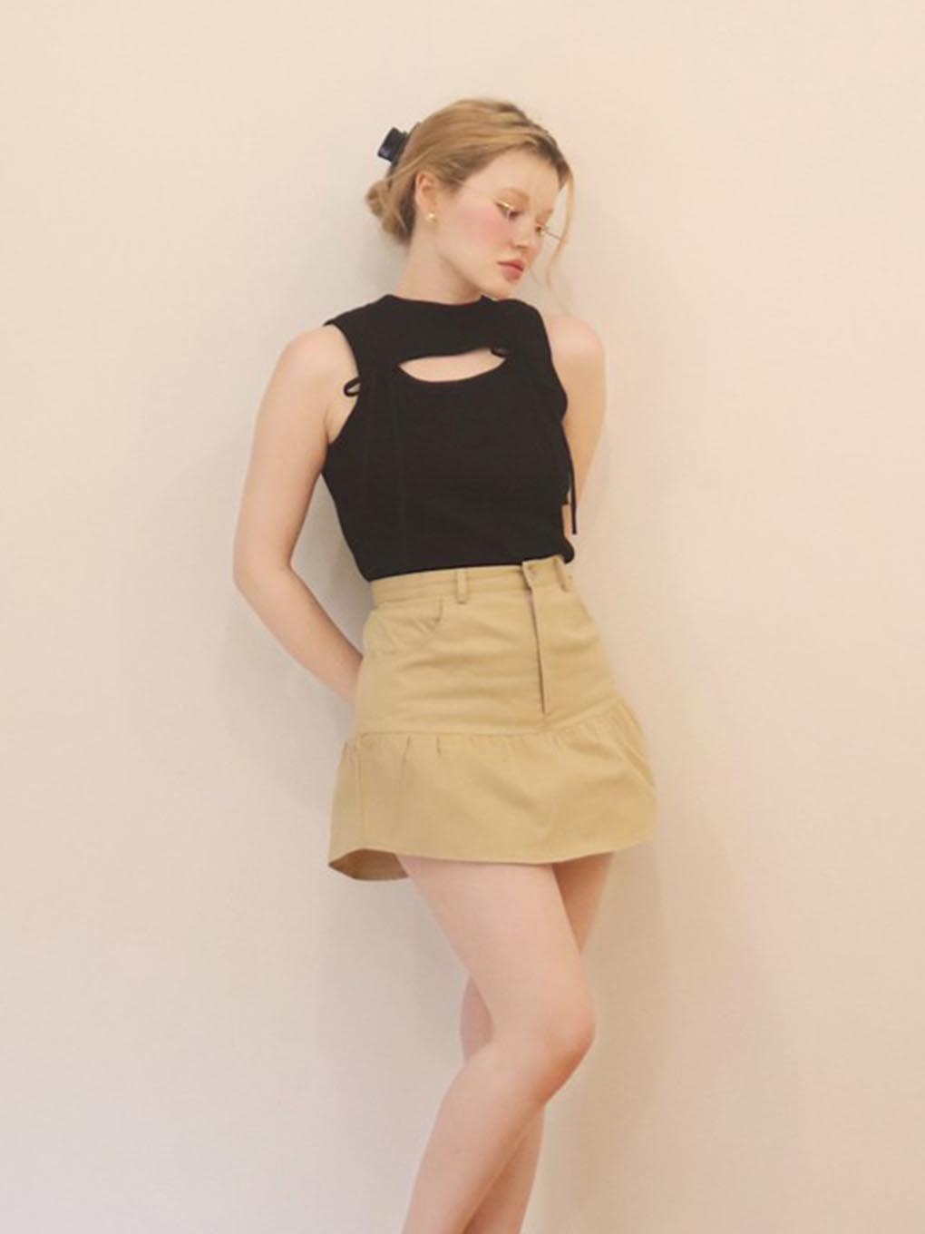 限定価格セール ANDMARY Mew frill frill beige Mew tops アンドマリー