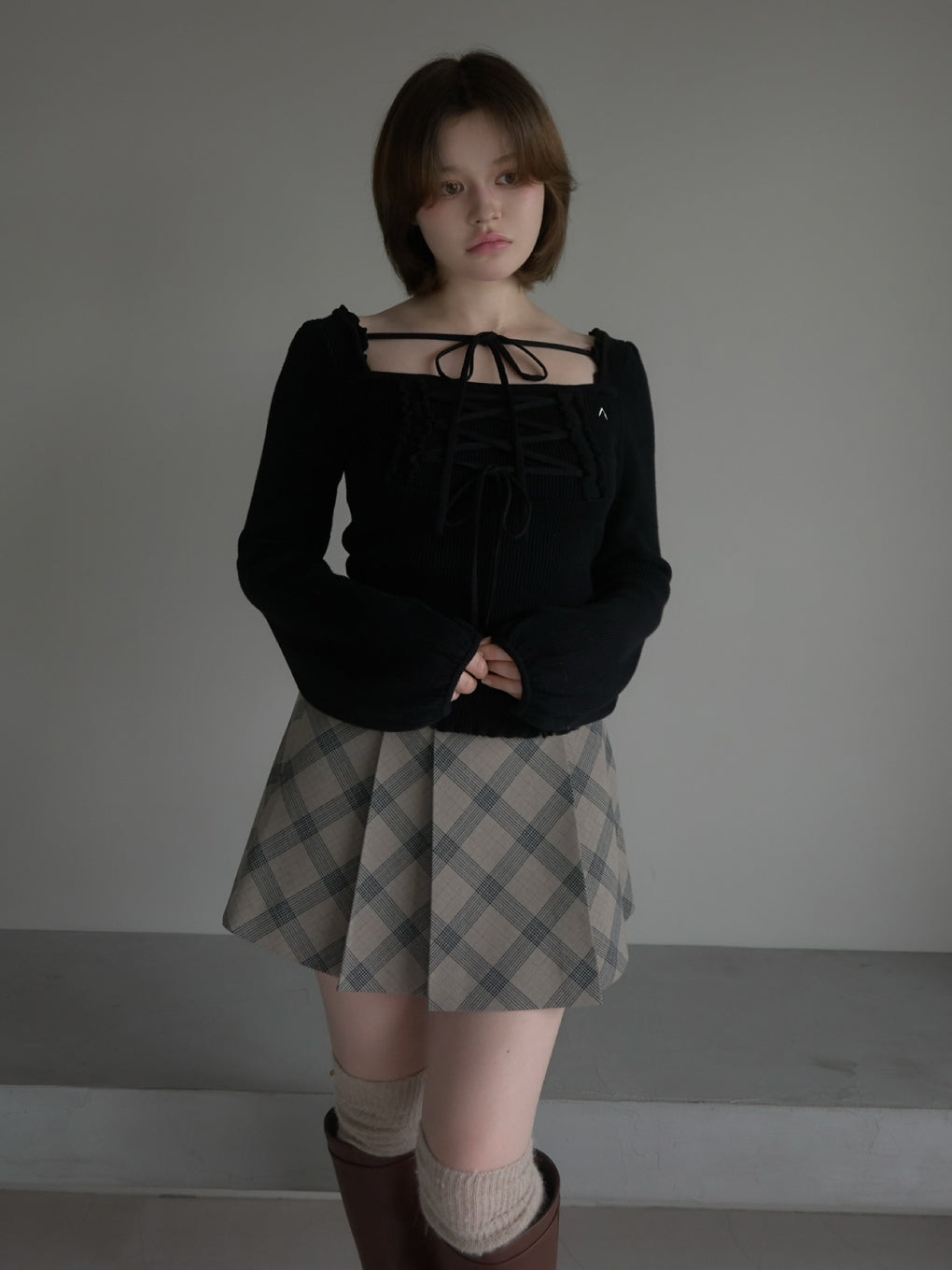 Lydia frill knit tops