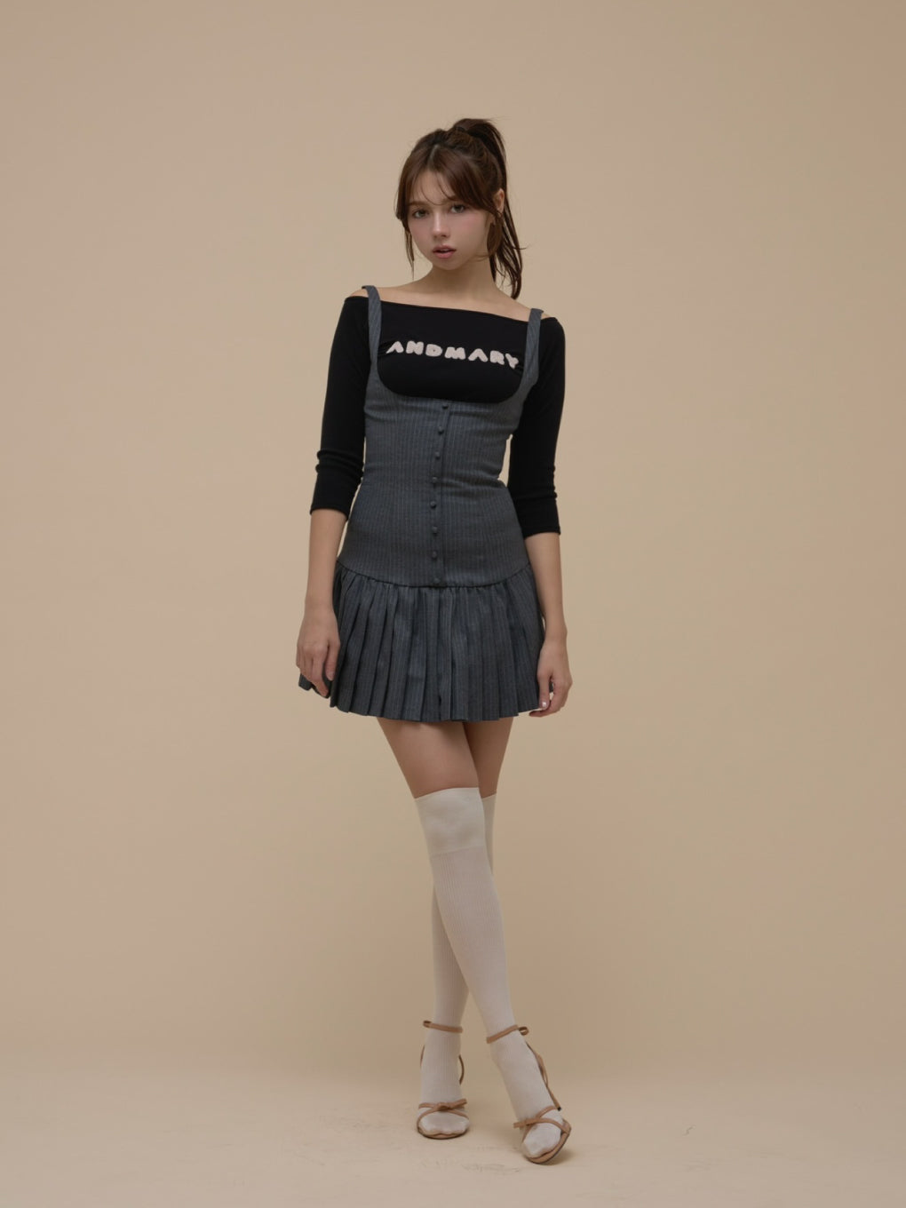 ワンピース ANDMARY Renon pleats mini dress andmary Renon pleats mini dress - メルカリ
