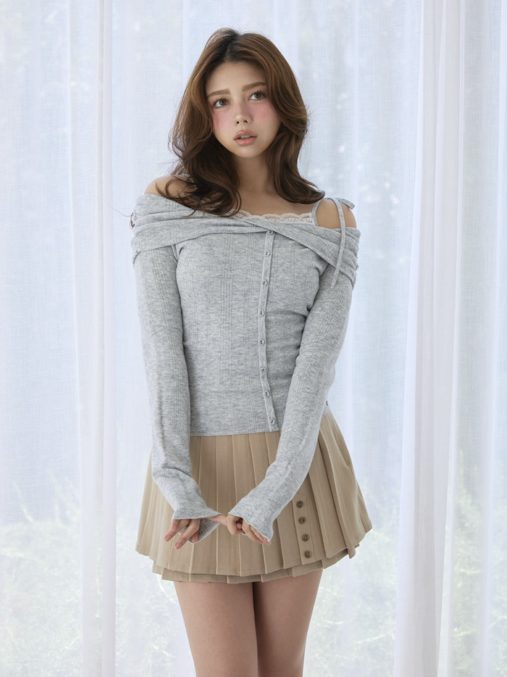 Lily offshoulder tops