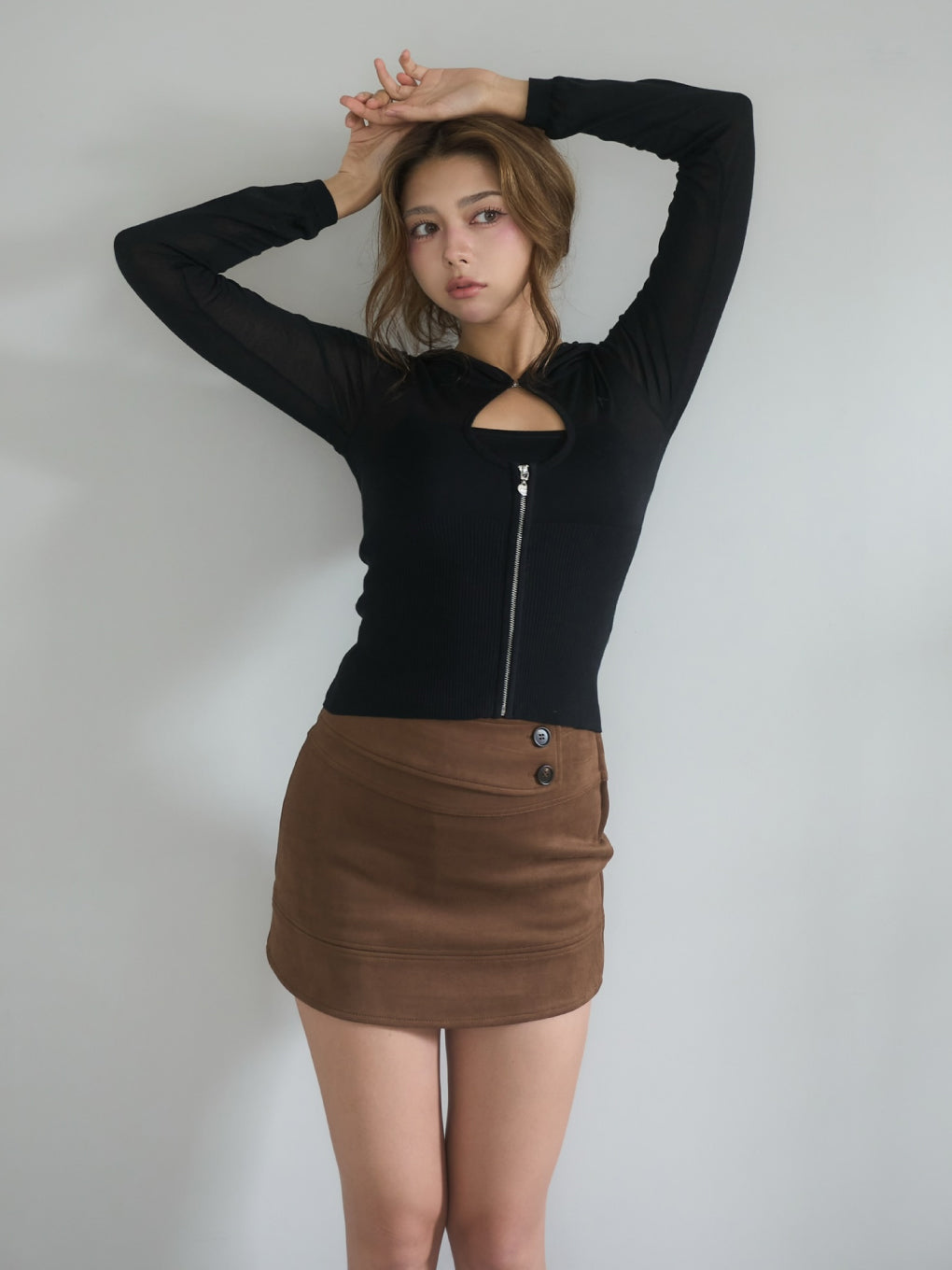 Amanda hood tops