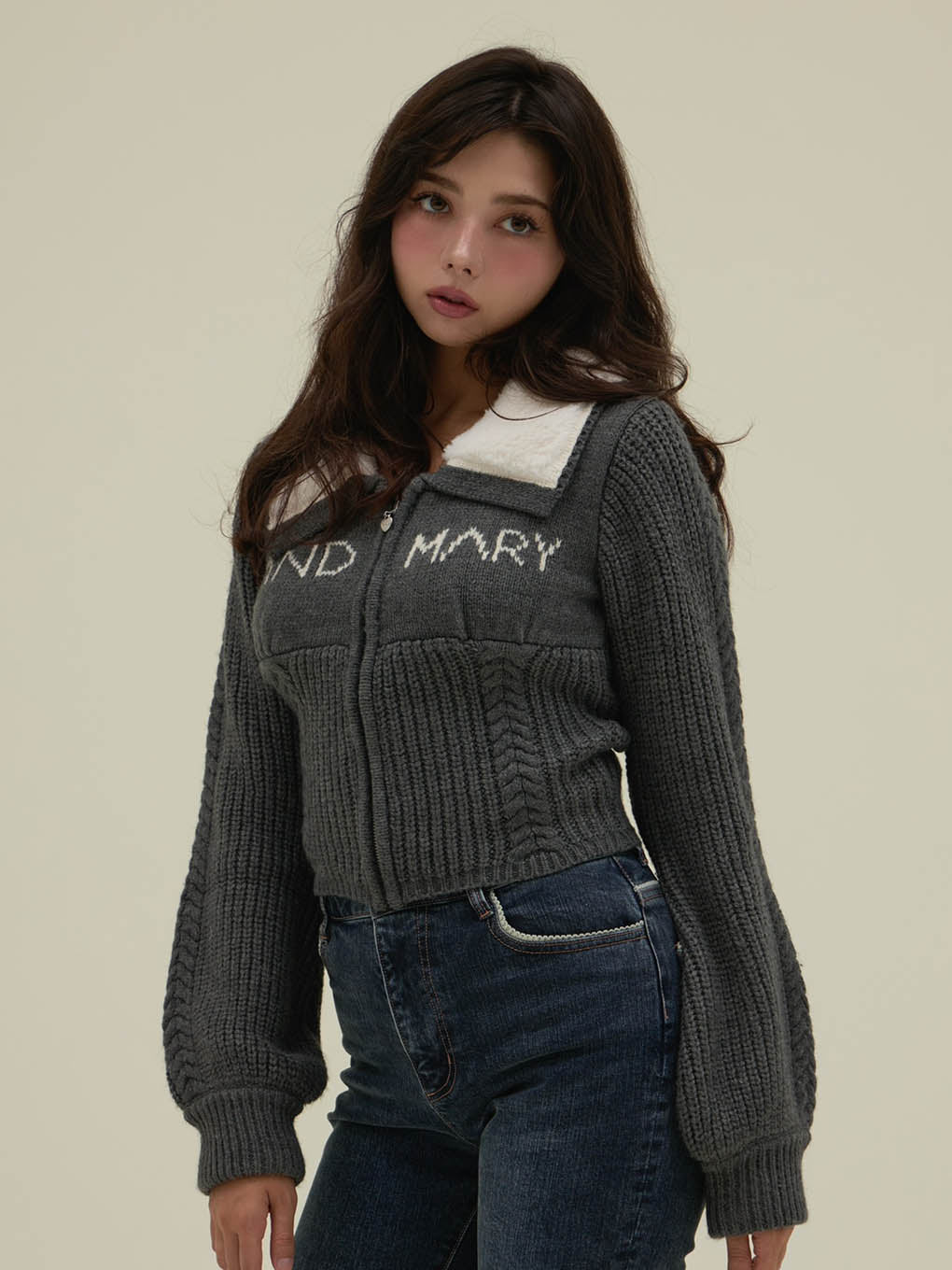 Mary logo zip tops