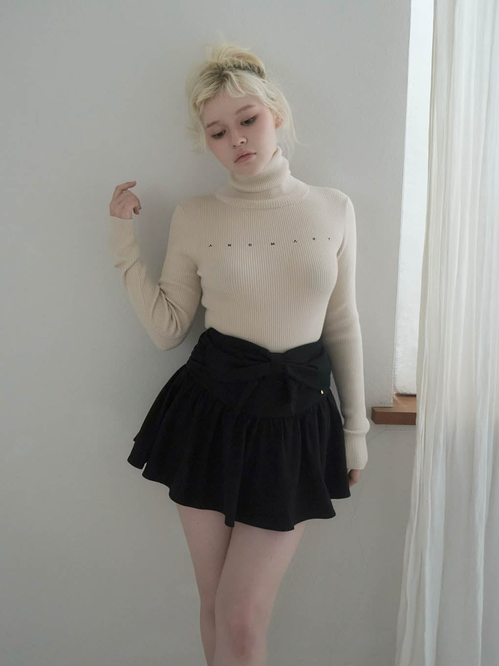 Mary turtle knit tops