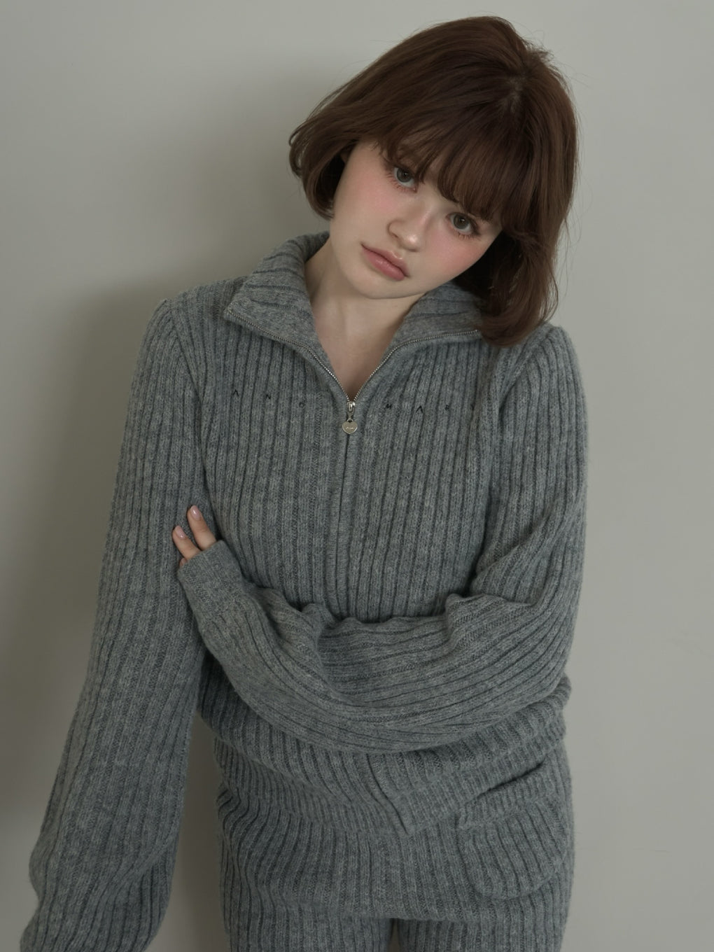 Mary logo knit set up