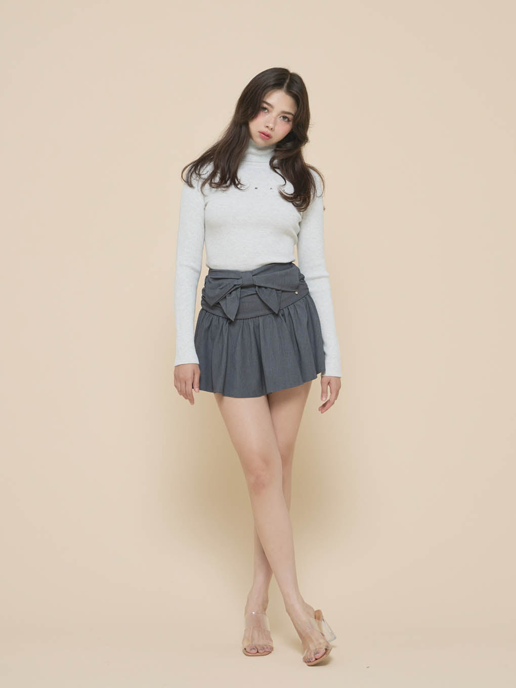Liz ribbon mini skirt