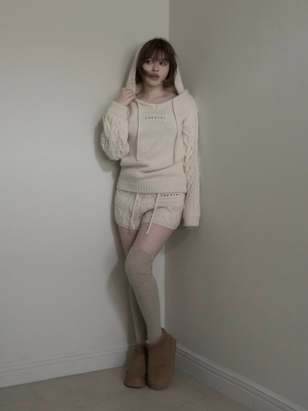 Mou loose knit set up