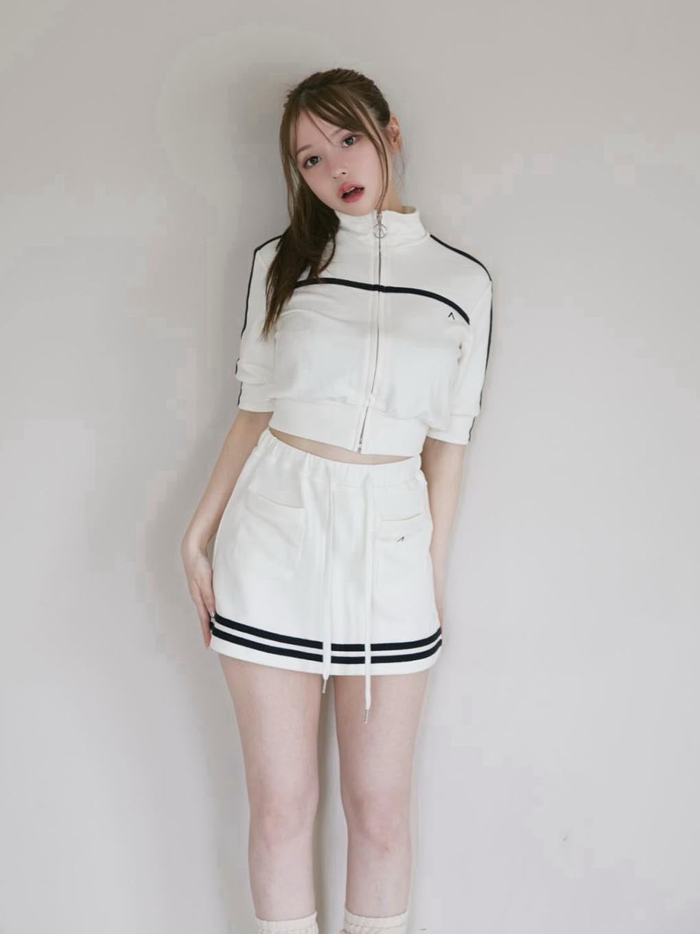 Eve line mini skirt