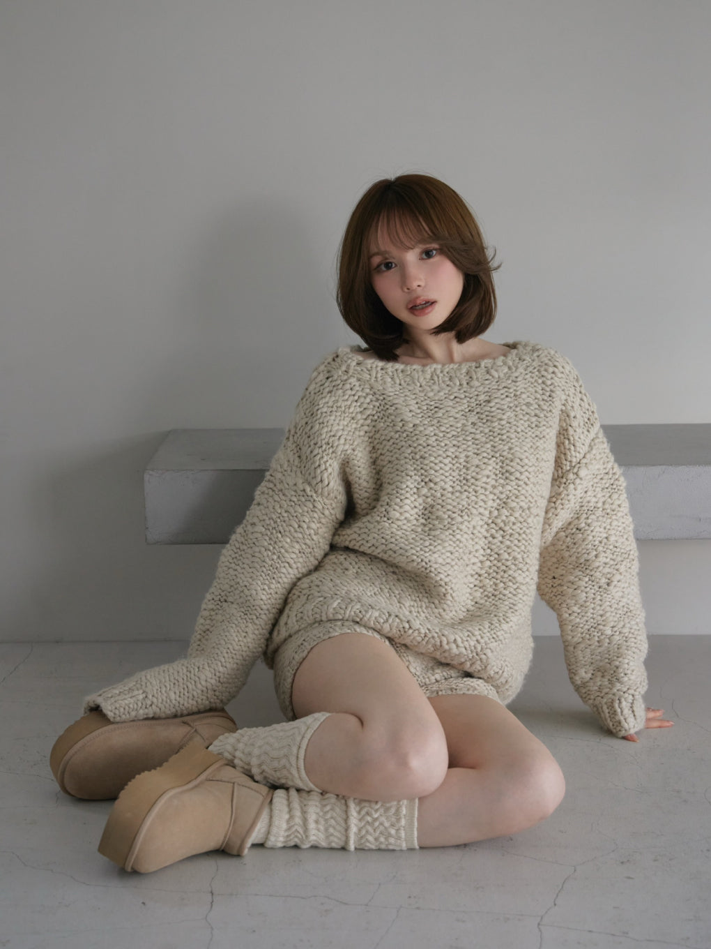 Fluffy handknit set up