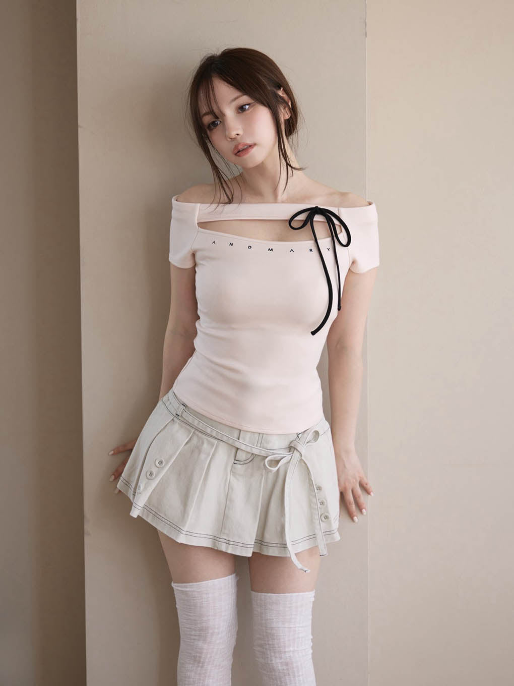 ファッションシーンで話題のこれから流行るブランド12選 ANDMARY】Dada tops ribbon トップス