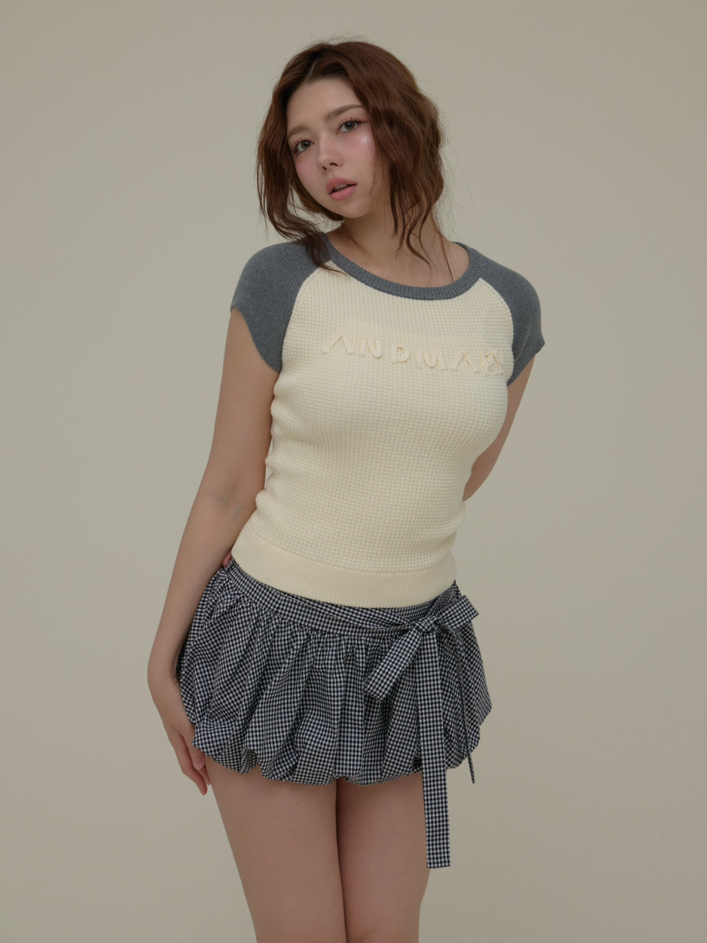 Raglan logo tops