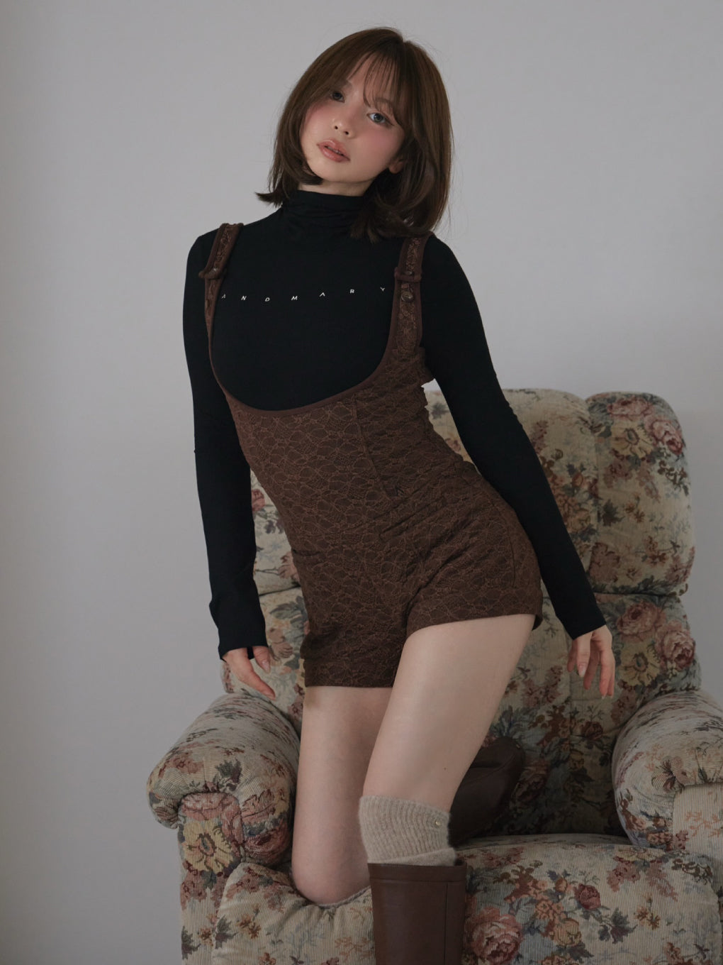 Noa lace rompers set up