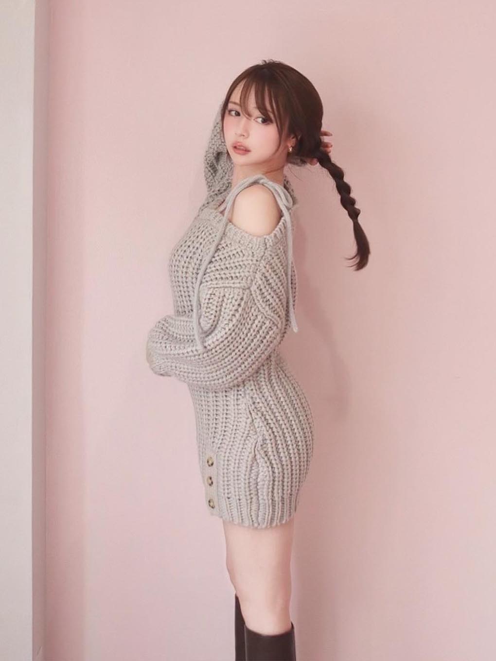 ミアリボンニットミニドレス