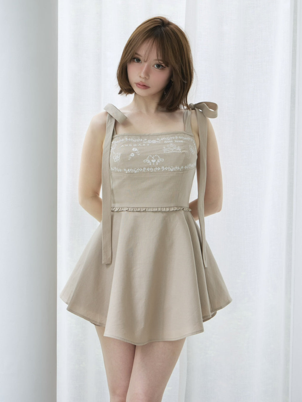 Mary embroidery dress
