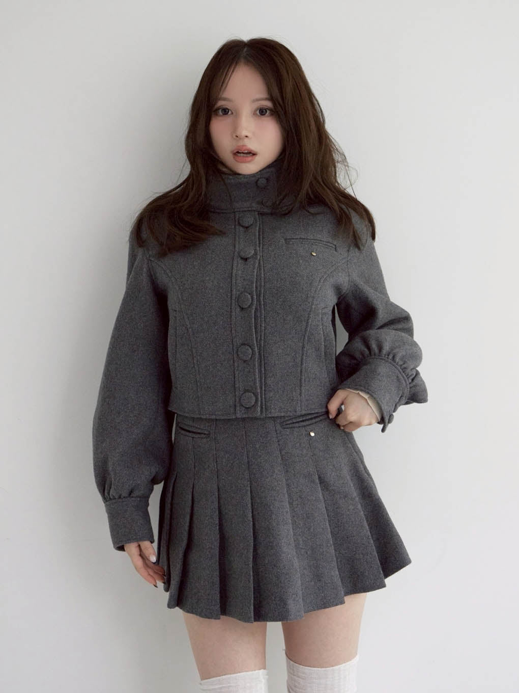 お値下❣️美品❗️デイジーリンFlare Jacket (Black) Zoey stand neck jacket