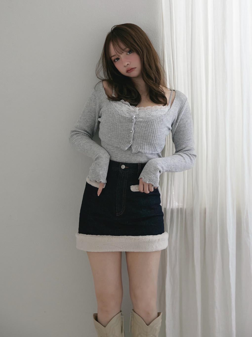 Fur pocket denim skirt