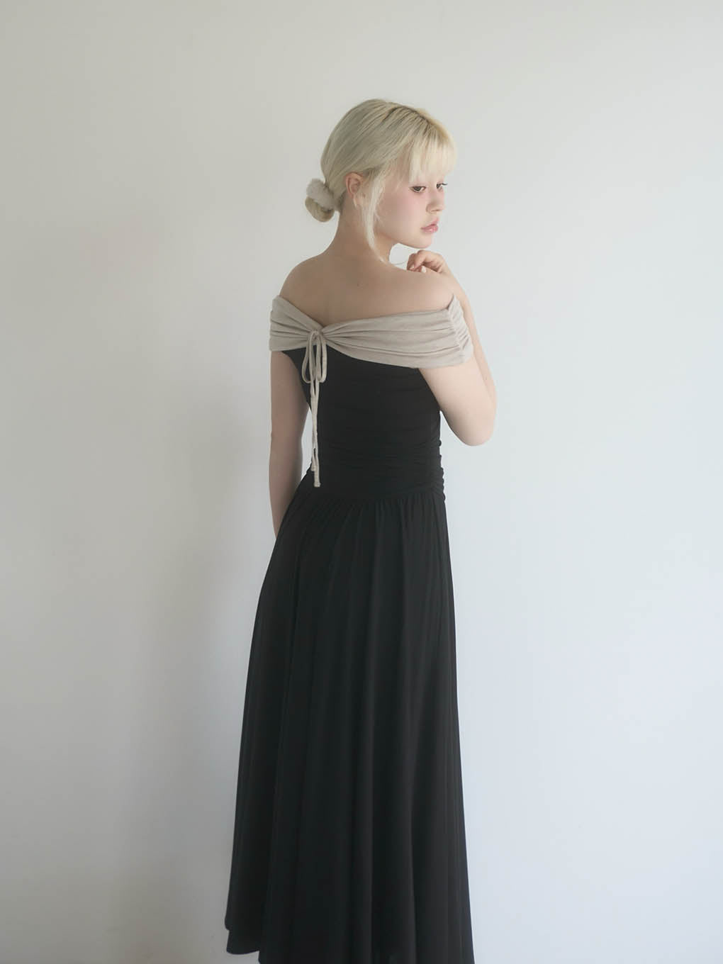 Orga offshoulder dress