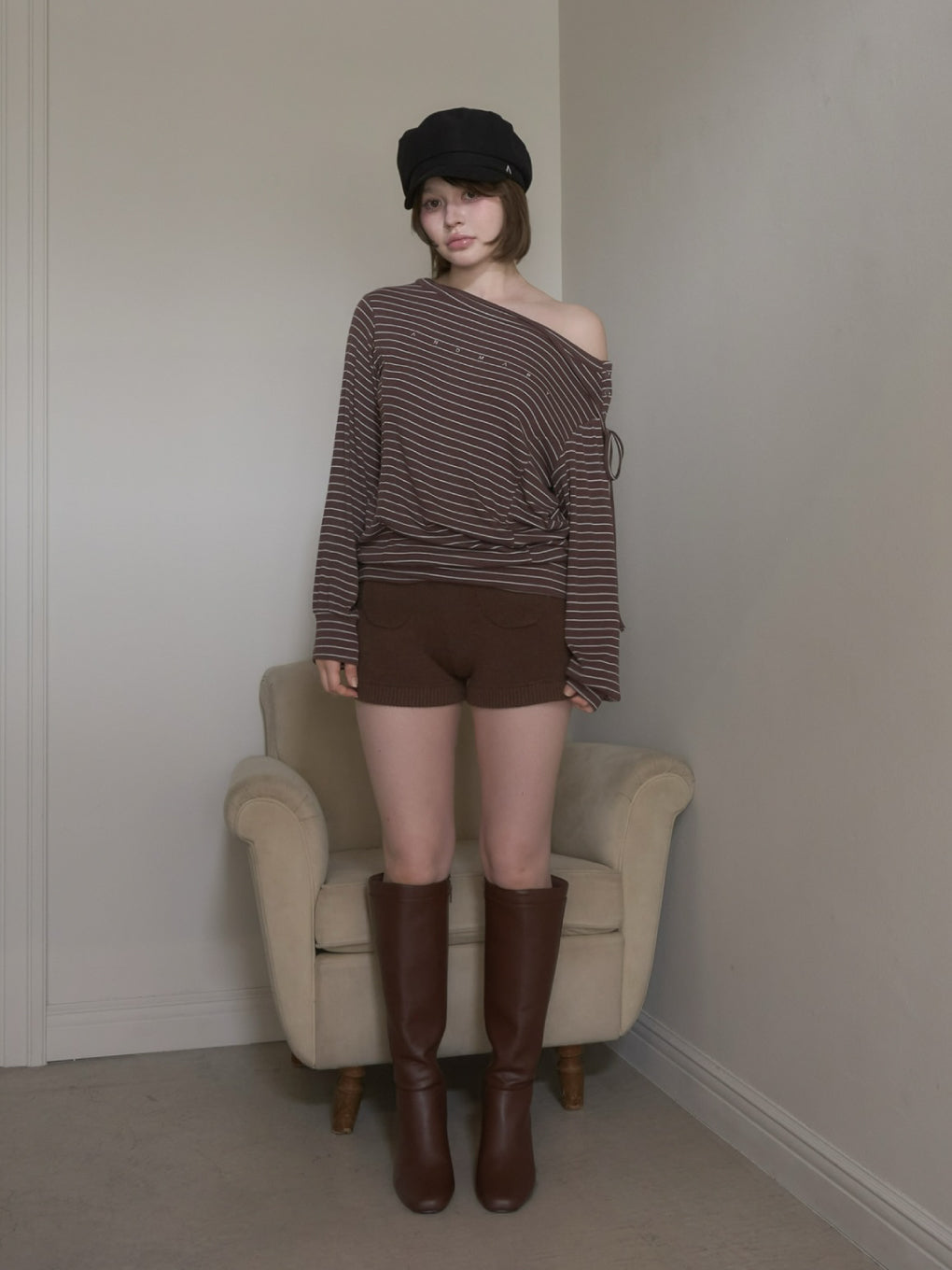 Amy loose oneshoulder tops