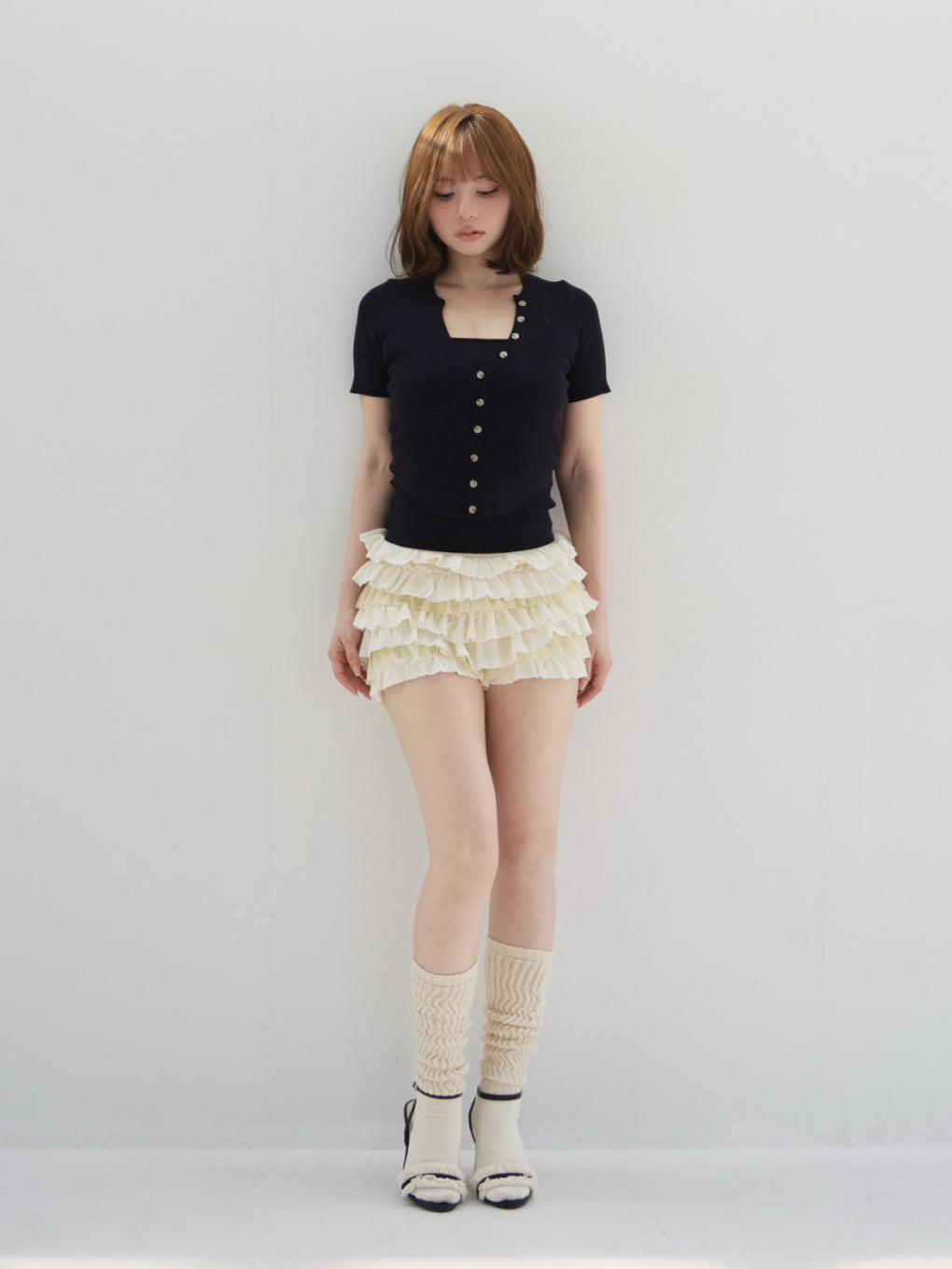 Sui frill pants set up
