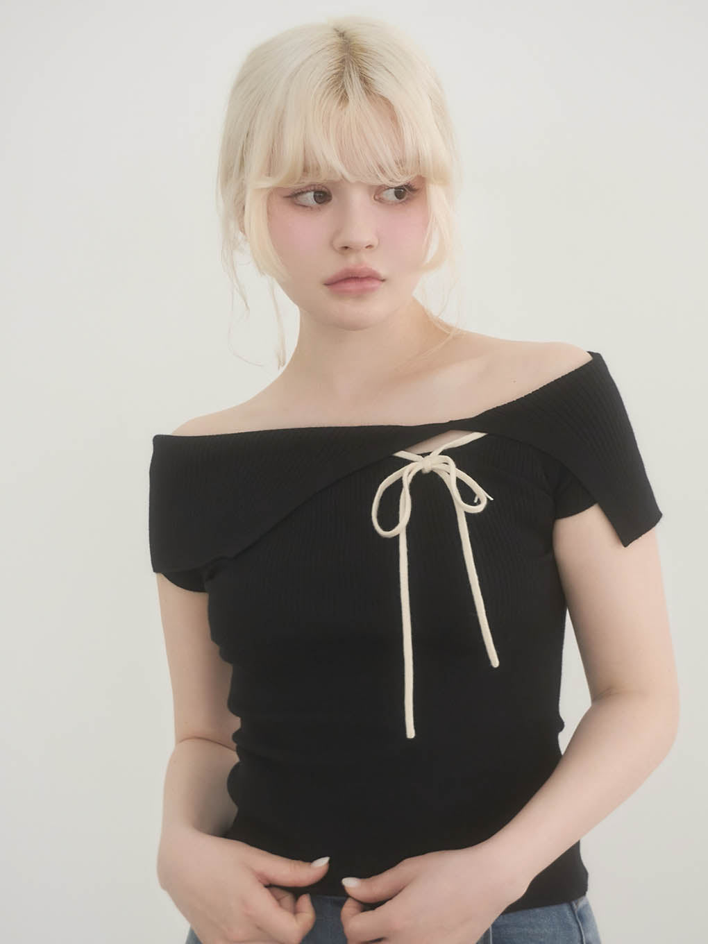 Amari ribbon tops