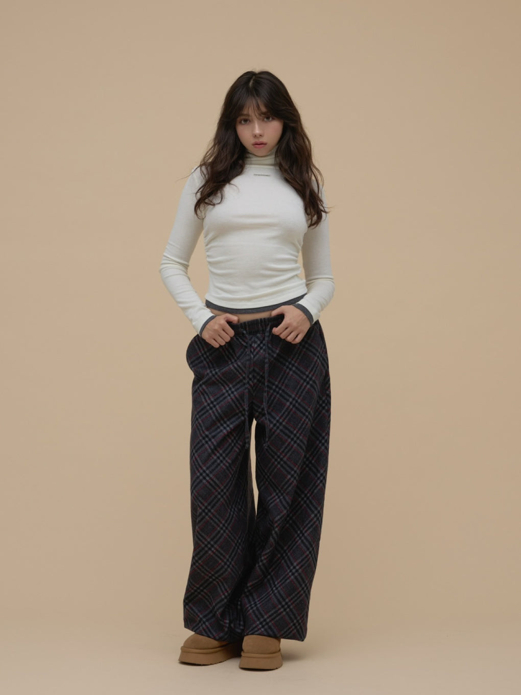 Monica check loose pants