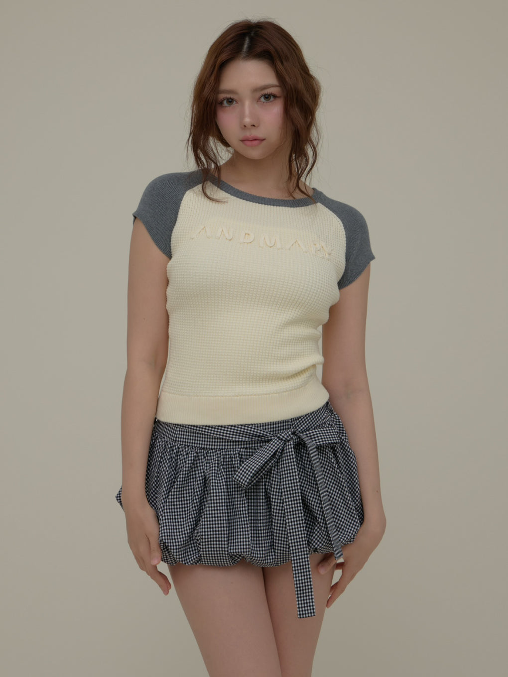 Raglan logo tops