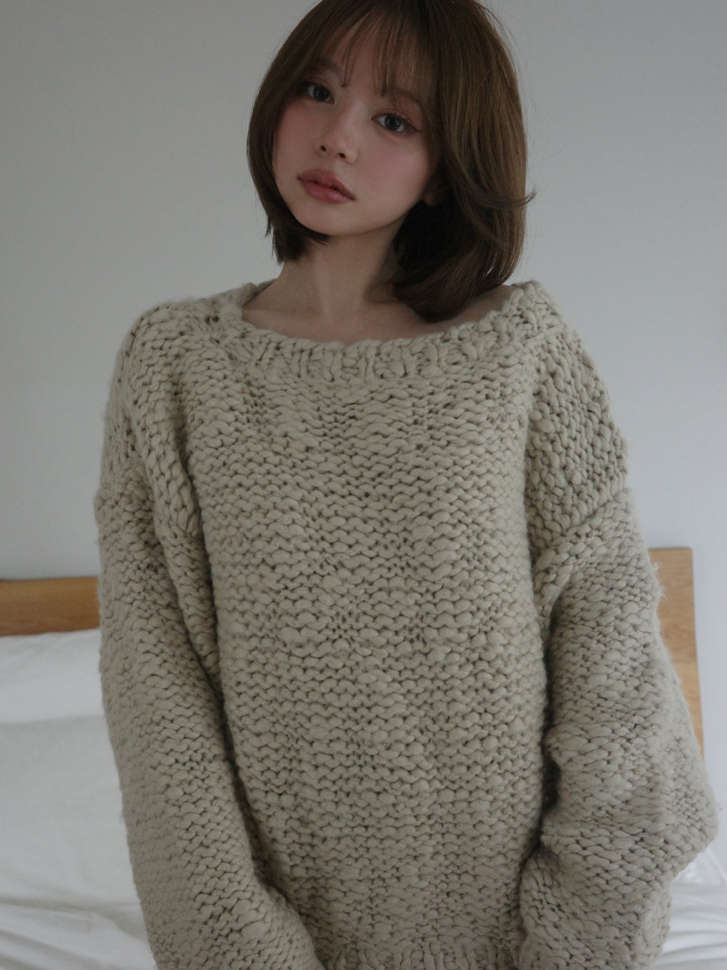 Fluffy handknit set up
